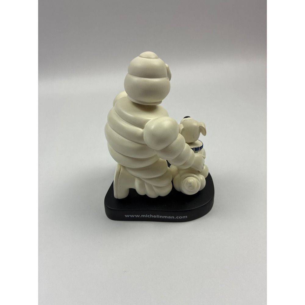 Michelin Man Bibendum with Dog Limited Edition Figurine 3600/10000 Collectible - Picture 3 of 4